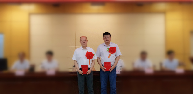优异党务事情者.jpg