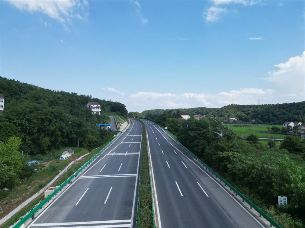 喜讯！365英国上市建投集团G330项目顺遂通过交工验收