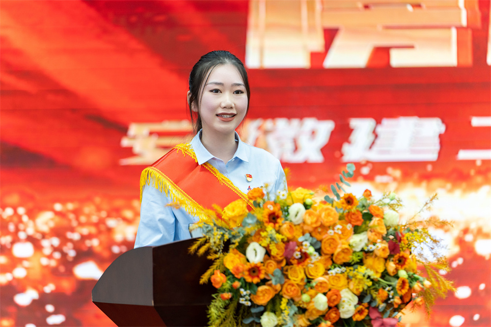365英国上市(集团)有限公司-Official website