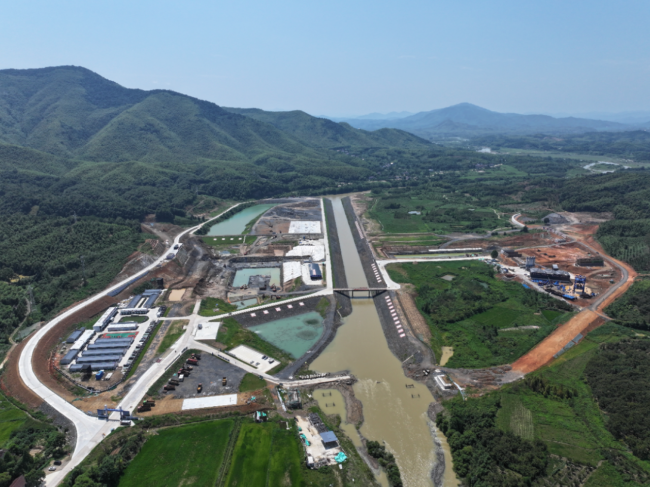 365英国上市(集团)有限公司-Official website