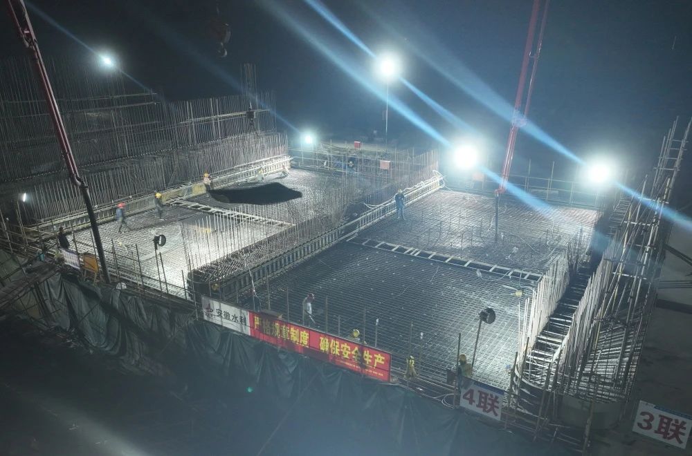 365英国上市(集团)有限公司-Official website