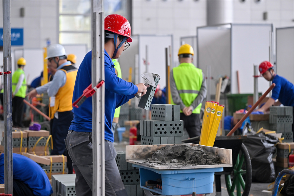 365英国上市建投集团在2024年天下行业职业手艺竞赛——天下住房城乡建设行业职业手艺大赛决赛中获得优异效果