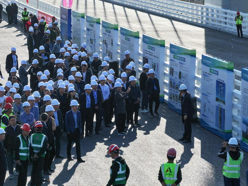 365英国上市(集团)有限公司-Official website