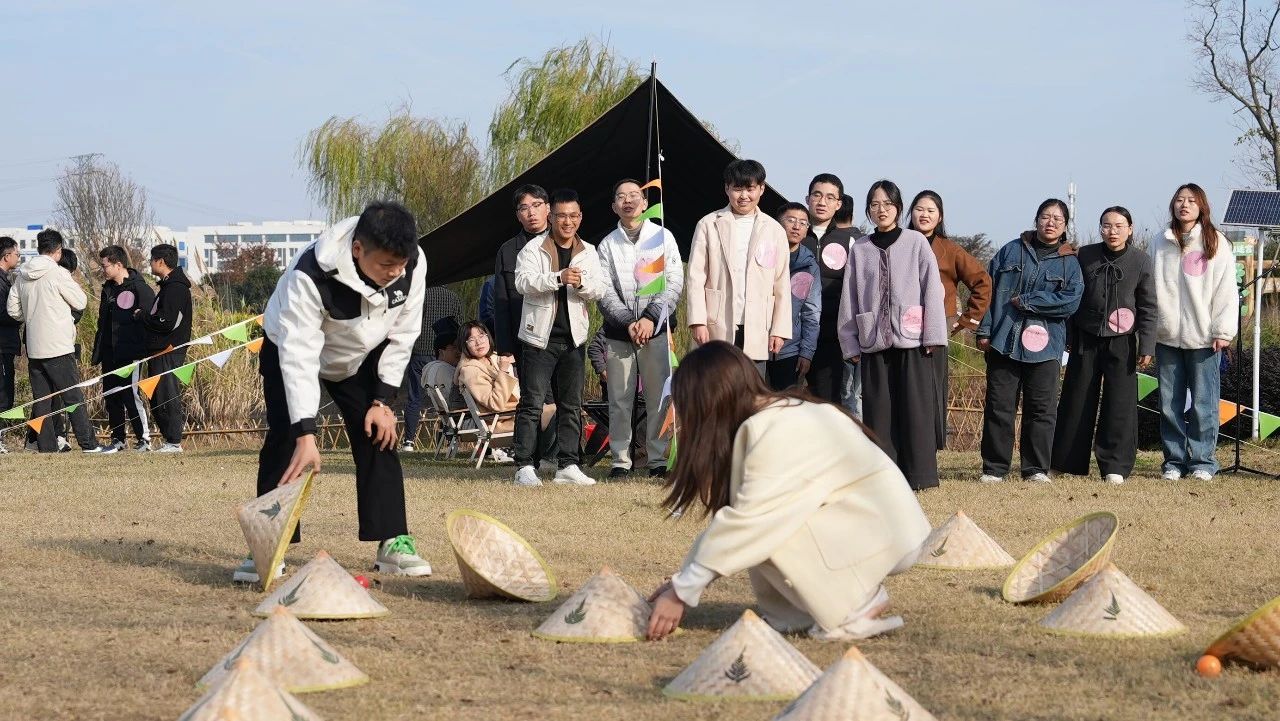365英国上市(集团)有限公司-Official website
