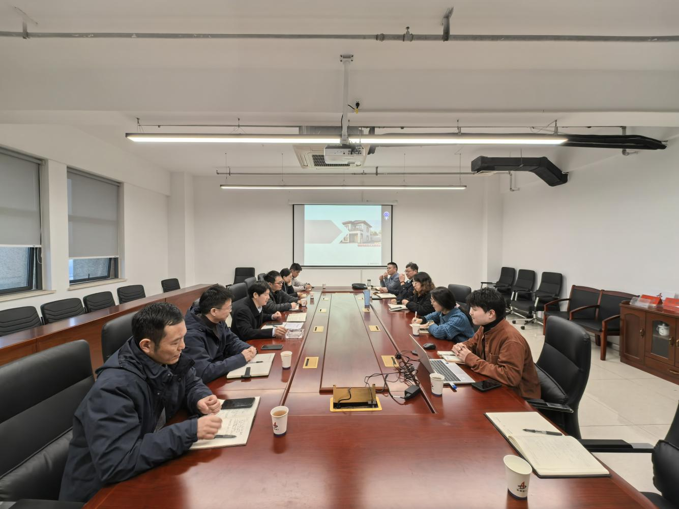 365英国上市(集团)有限公司-Official website