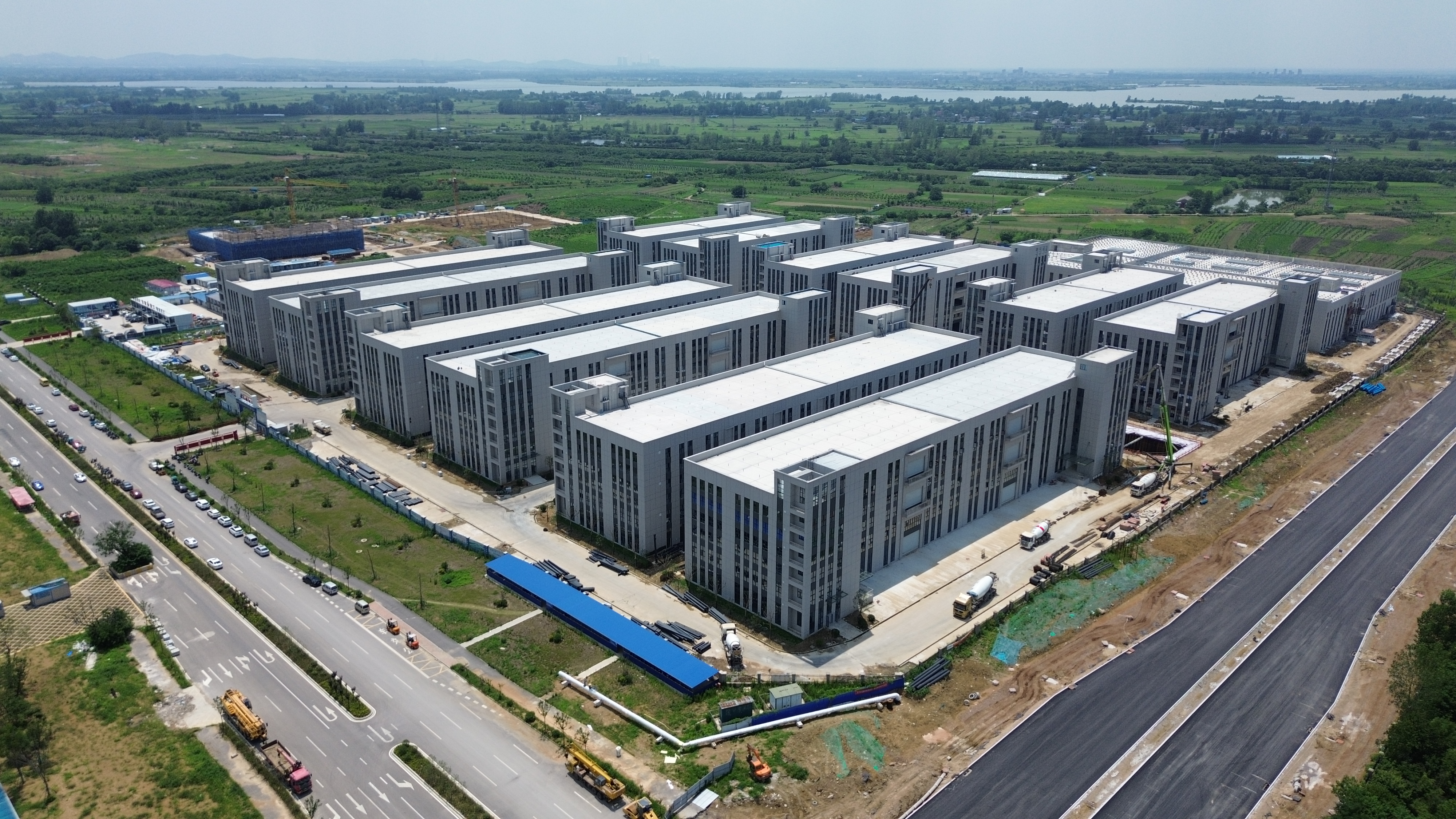 365英国上市(集团)有限公司-Official website