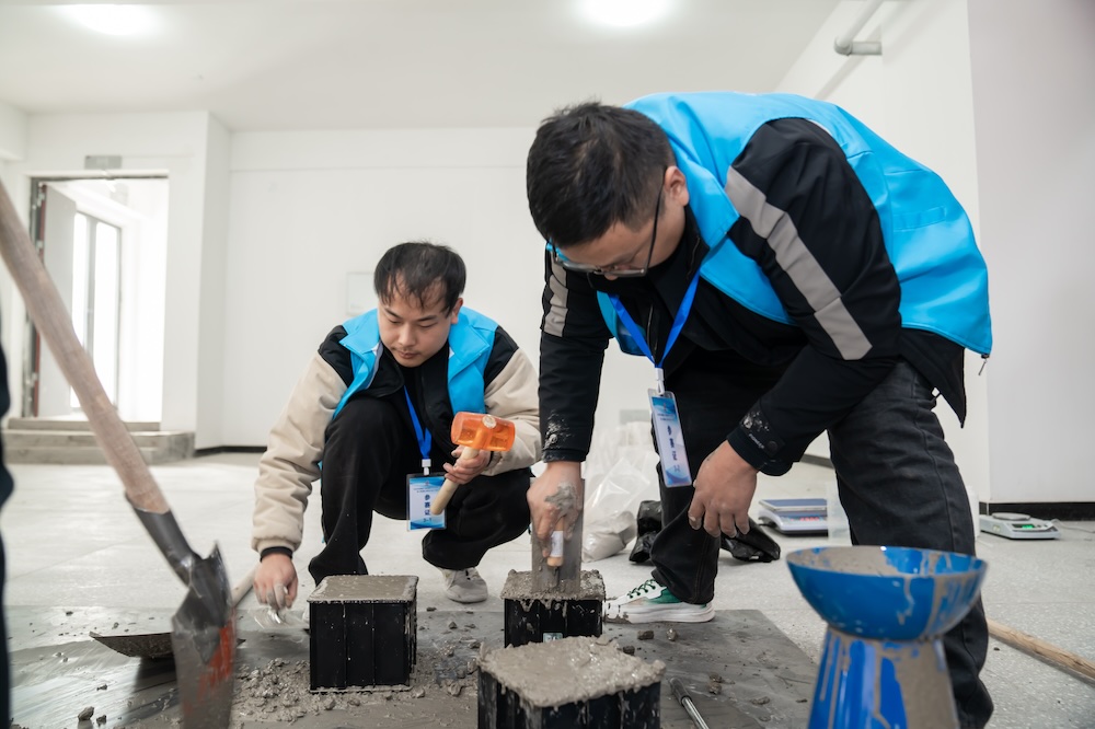 365英国上市(集团)有限公司-Official website