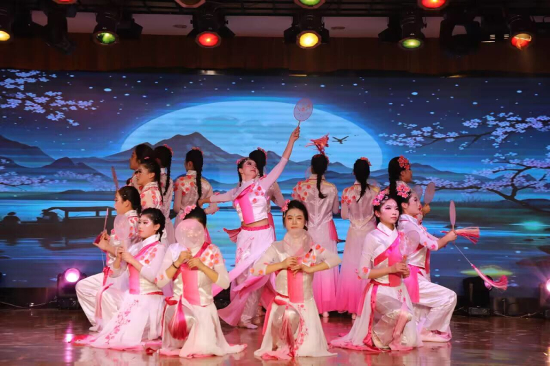 365英国上市(集团)有限公司-Official website