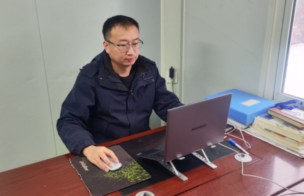365英国上市(集团)有限公司-Official website