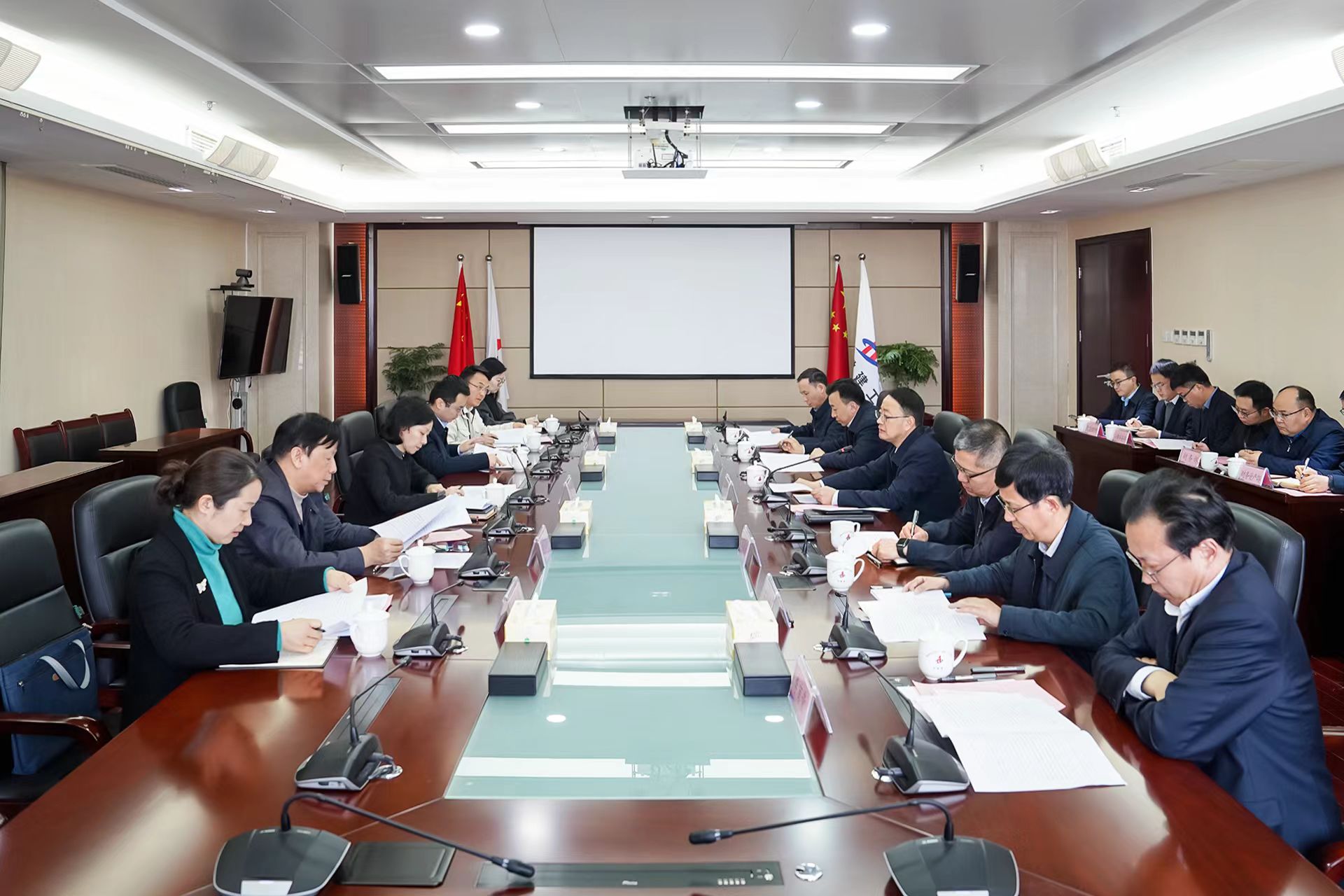 365英国上市(集团)有限公司-Official website