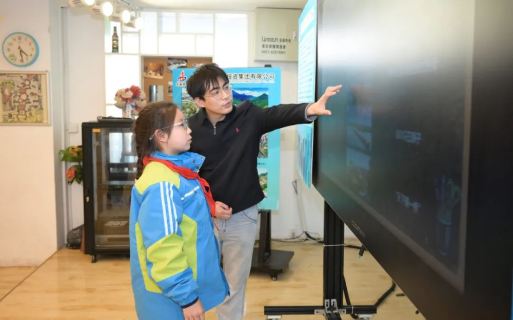 媒体聚焦 ‖《安徽日报》、中何在线报道365英国上市建投集团“学雷锋自愿服务月”活动启动仪式暨“桥向希望 智创未来”科普进校园主题活动
