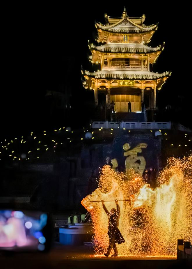 镜头下的中国年——汽车与机电手艺系团总支用摄影定格浓浓年味