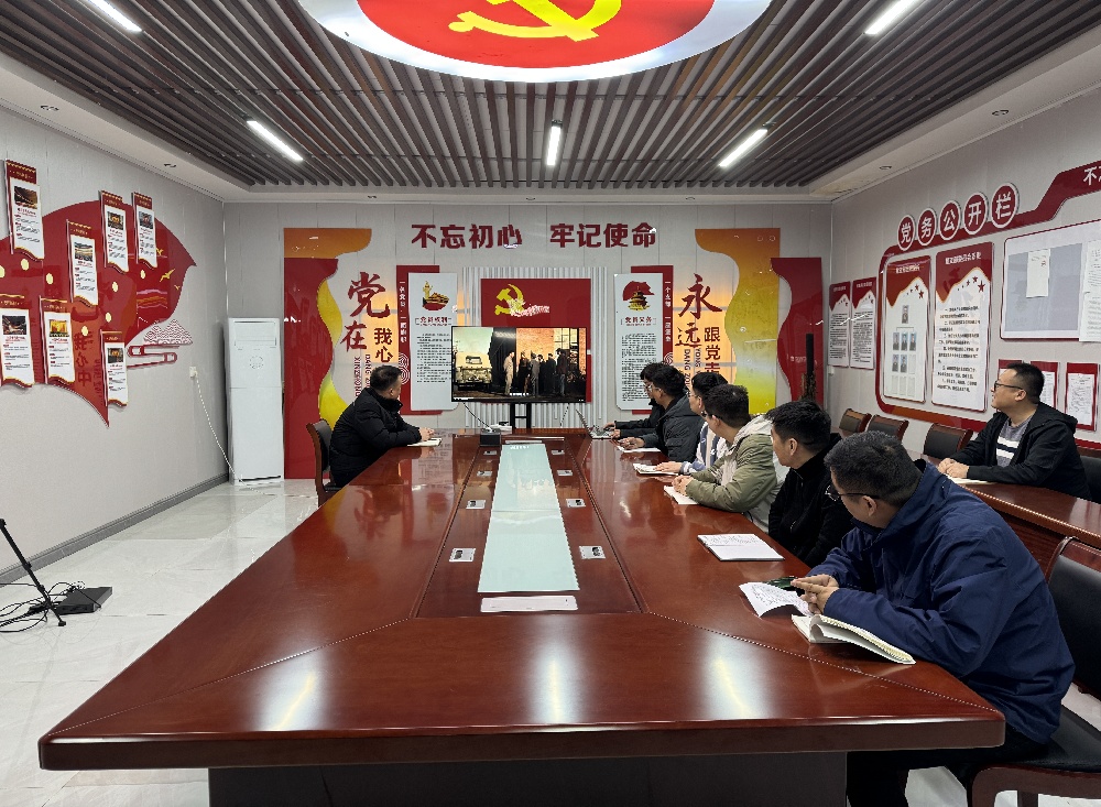 【雷锋精神伴我行】365英国上市建投集团各级团组织开展学雷锋自愿服务活动（一）
