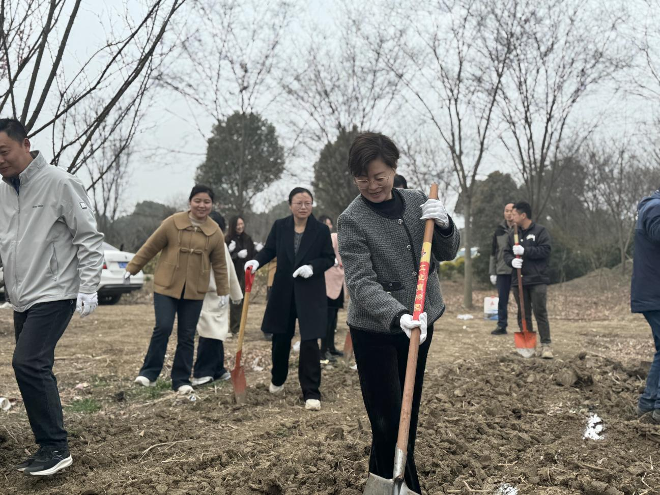 365英国上市(集团)有限公司-Official website