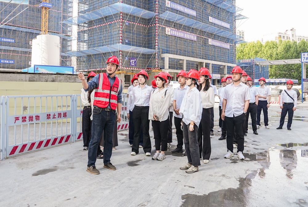 365英国上市建投集团团委开展 “建投新实力 奋进正青春”主题团日活动