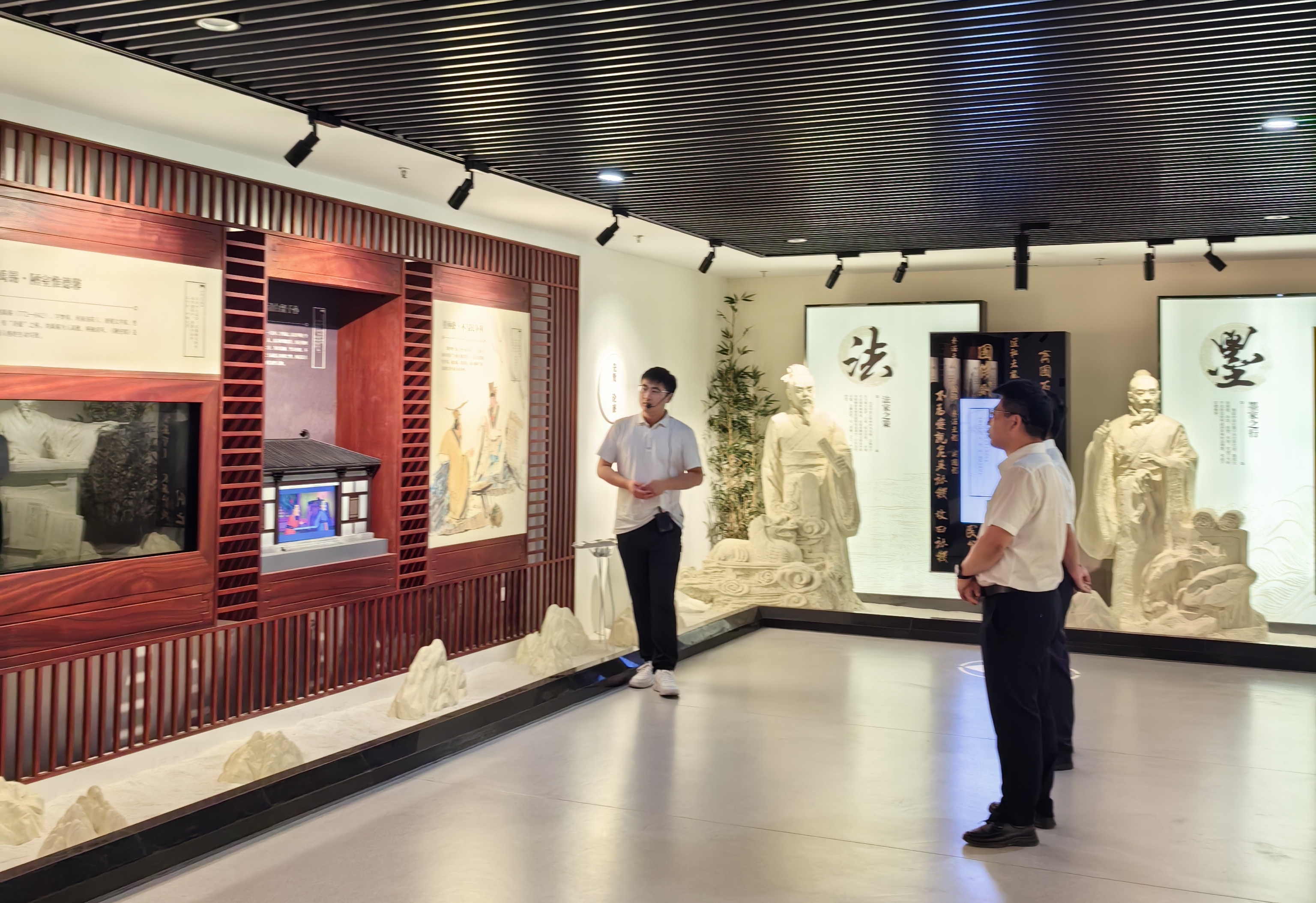 365英国上市(集团)有限公司-Official website