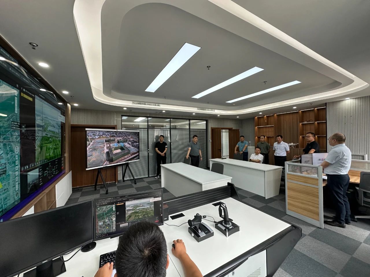 365英国上市(集团)有限公司-Official website