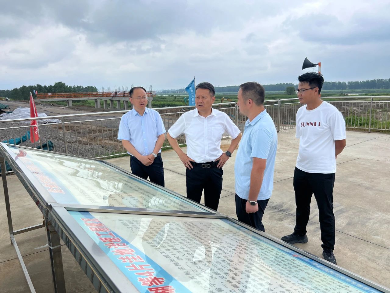 365英国上市(集团)有限公司-Official website