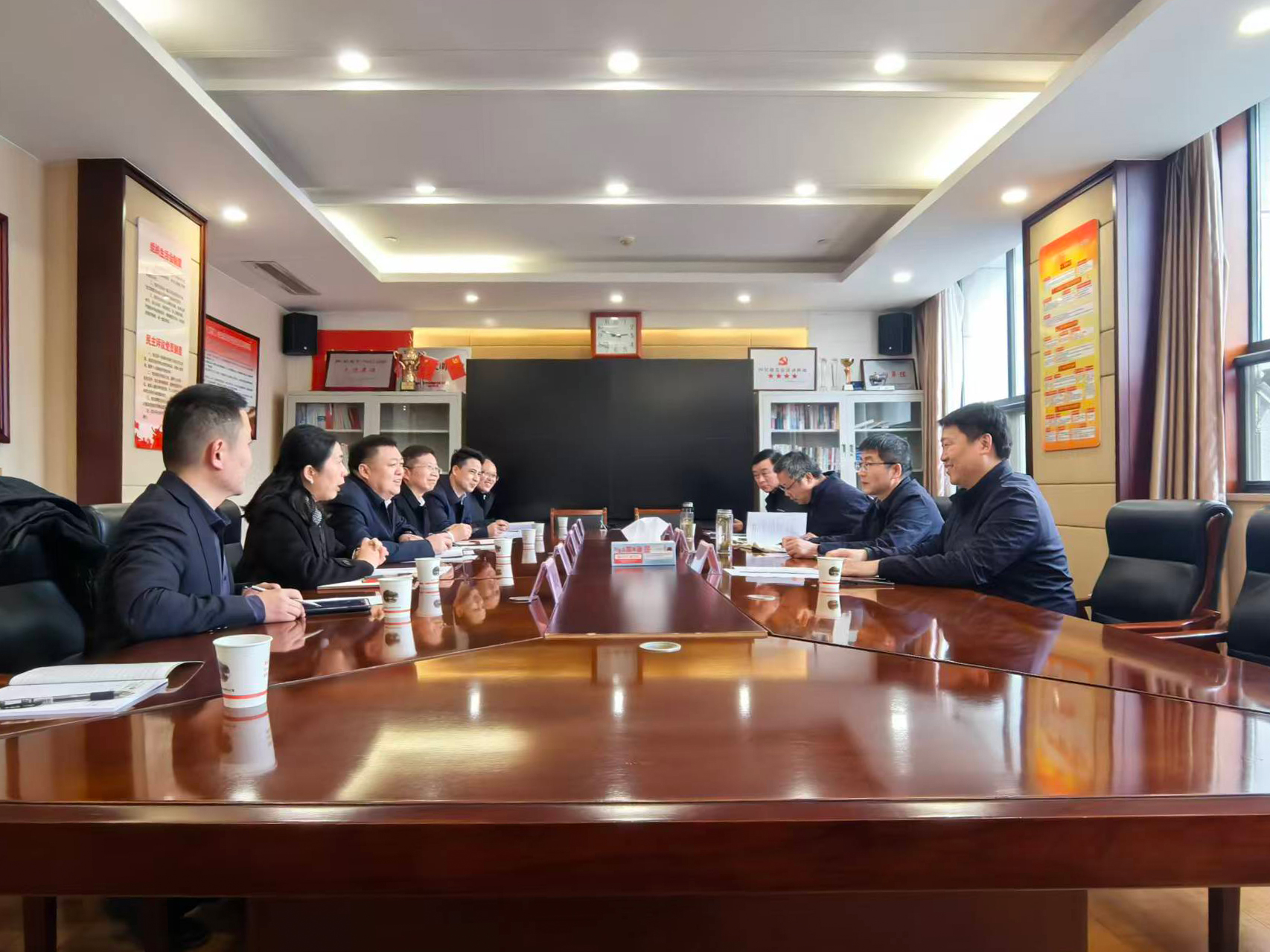 365英国上市(集团)有限公司-Official website