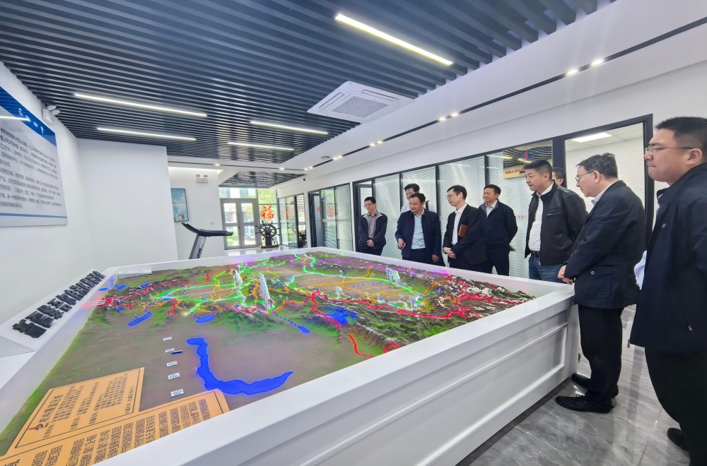 365英国上市(集团)有限公司-Official website